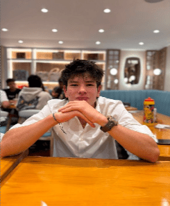 Simón Andrés González Leal